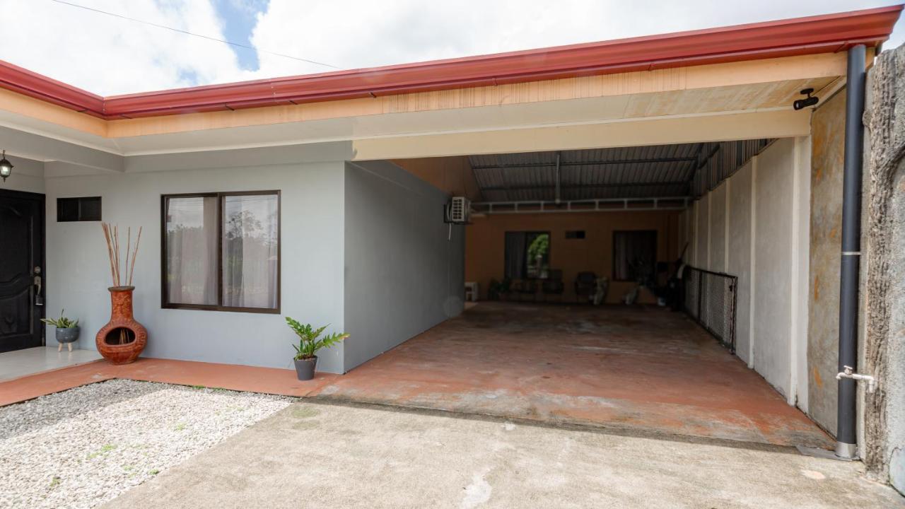 Casa Las Tres Marias La Fortuna Bagian luar foto